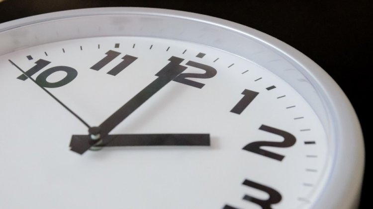 Horario de verano 2021: El sábado 04 de septiembre se deben adelantar los relojes una hora