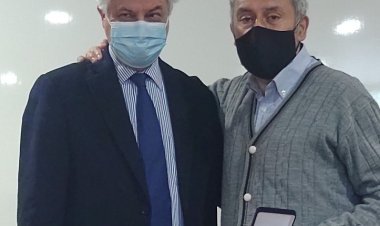 Julio Aguayo se declara allendista y recordó haber sido discriminado por no ser periodista universitario