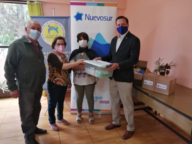 Nuevosur entrega kits sanitarios a juntas de vecinos para apoyar la reactivación de sus actividades