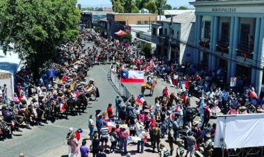 Multitudinaria marcha por la chilenidad y la defensa de las tradiciones en Linares
