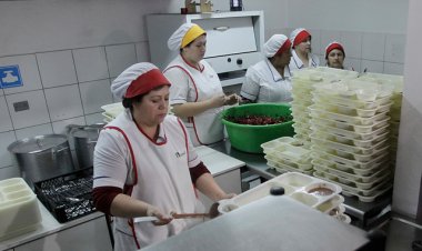 Federación de Manipuladoras de Alimentos "Víctor Jara" paraliza funciones este jueves 04 de agosto