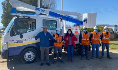 Ponen en funcionamiento nuevo camión alza-hombres en la comuna de Colbún