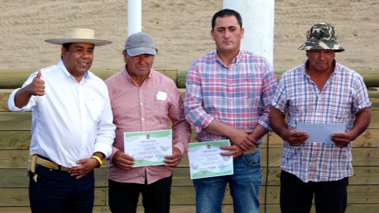 Colbún: agricultores recibieron Fondo de Fomento Productivo Municipal 2022