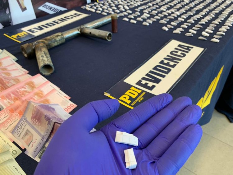 PDI detiene a tres hombres por tráfico de cocaína base, porte ilegal y elementos para fabricar armas