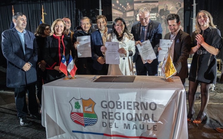 Gobernadora Regional firmó acuerdo de cooperación descentralizada con Región de La Borgoña Franche-Comte