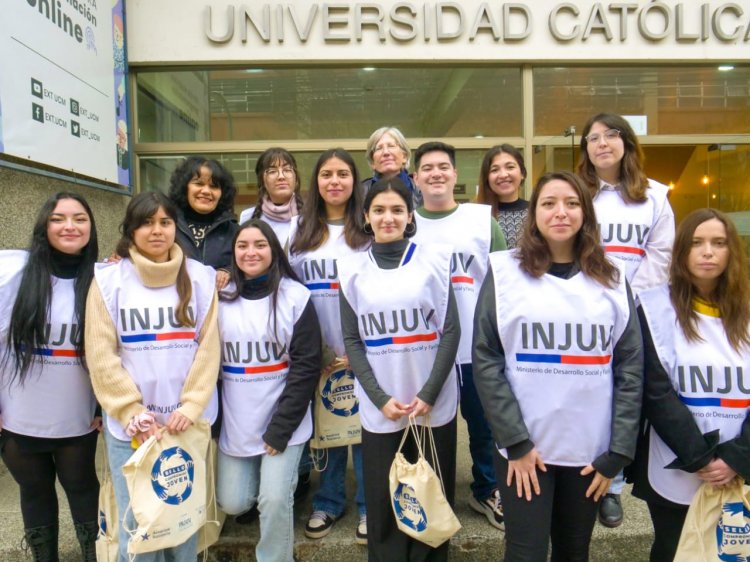 INJUV capacitó a jóvenes del Maule en contención psicológica para ir en ayuda de los afectados por la emergencia climática