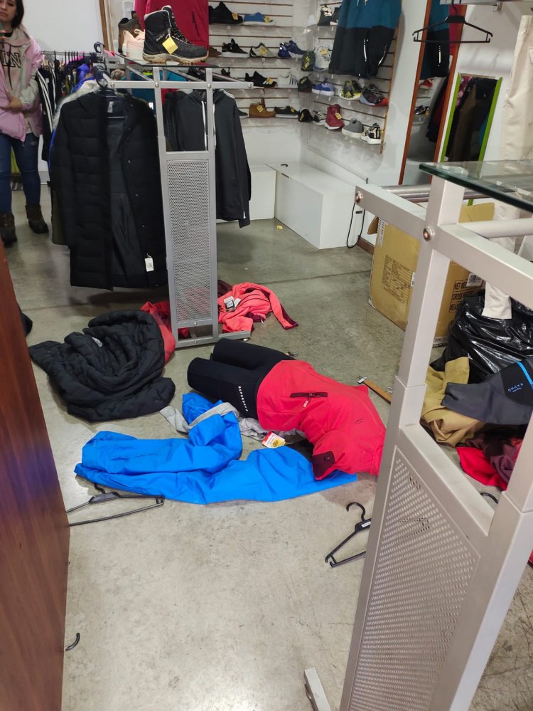 Linares: roban en galería comercial ubicada a metros de la PDI y Carabineros