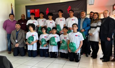 Brindan reconocimiento a deportistas maulinos clasificados a Sudamericano Escolar