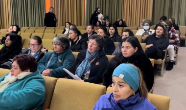 Lideresas de Linares fortalecen sus conocimientos sobre gestión de proyectos a través de iniciativa del SernamEG