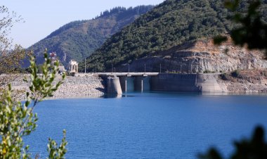 Embalse Colbún en un 58 por ciento de capacidad máxima