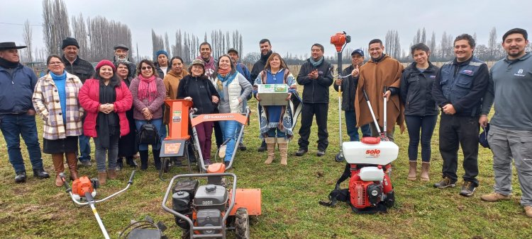 Longaví: usuarios de INDAP cambian rostro del campo con nueva maquinaria de trabajo