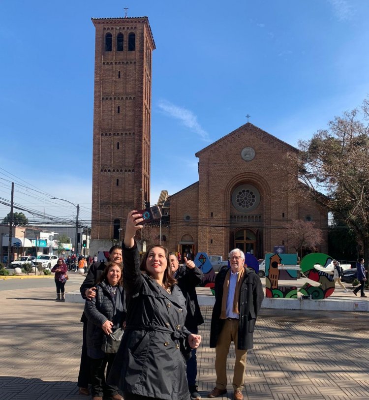 Senadora Vodanovic y presidenta del PS proclamó a Michael Concha como candidato  a alcalde de Linares