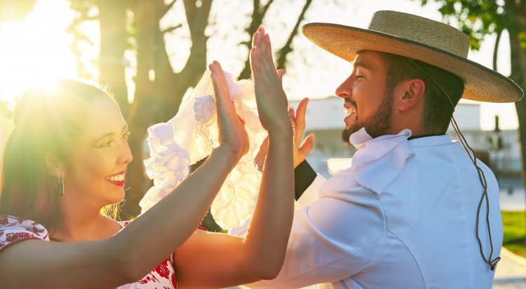 Mucho más que cueca: los bailes chilenos que hoy casi no se ven