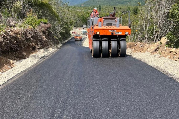 Finaliza pavimentación del camino El Carbonero en Linares