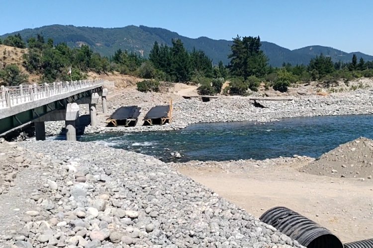 Director de Vialidad desmiente paralización en puente La Recova