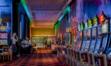 Escándalo por licencias médicas: Contraloría cruzó datos con la Superintendencia de Casinos de Juego