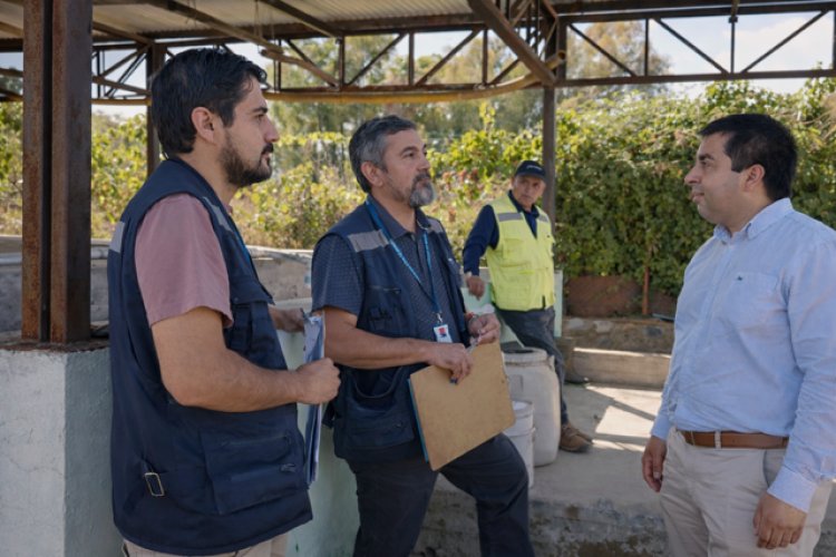 San Javier: alcalde Luis Alarcón realiza visita a planta de tratamiento del sector Luis Cruz Martínez