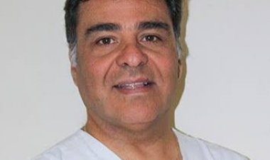 Médico cirujano René Espinosa Cantero asume la dirección del hospital de Linares