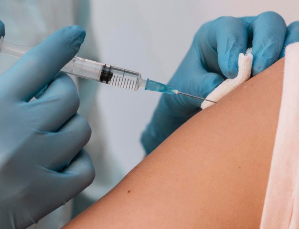 Comenzó campaña de vacunación 2026: Quiénes deben inocularse