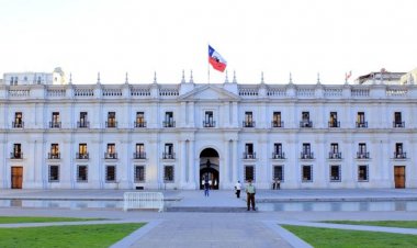 Desconectados y cómodos: el error estructural que la política chilena se niega a corregir