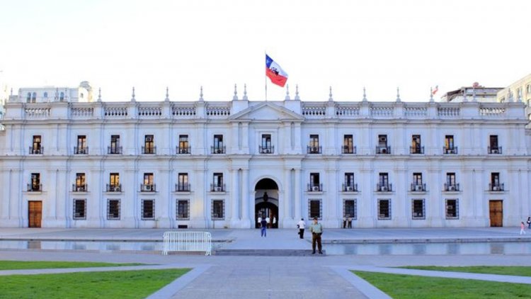 Desconectados y cómodos: el error estructural que la política chilena se niega a corregir