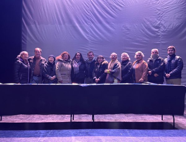 Municipalidad entrega equipamiento en comodato a 64 Juntas de Vecinos de Parral