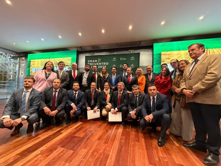 Diputado Menchaca participó en Encuentro Agro 2026 junto al Ministro de Agricultura