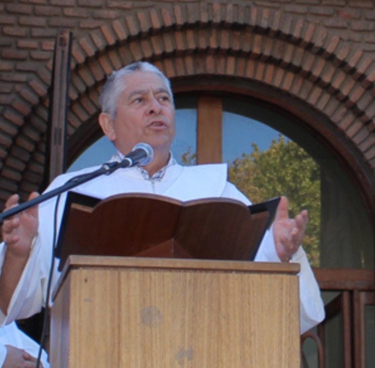 Pesar por deceso de diácono Manuel Medel Troncoso