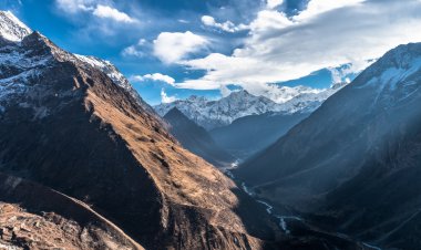 De Nepal a Chile: investigador advierte que en Chile la alta montaña también puede generar aluviones capaces de impactar kilómetros aguas abajo