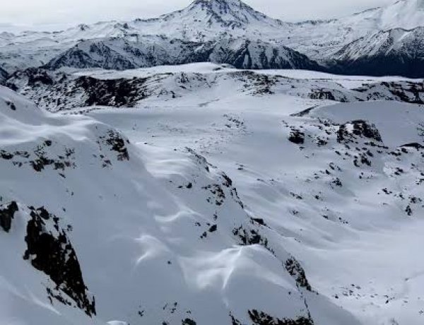 Consternación por deceso de montañista tras caer a quebrada en el Cerro Peine en Vilches Altos
