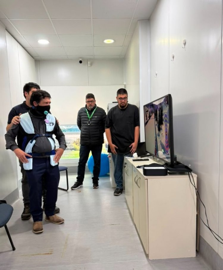 UTalca realiza terapias inteligentes para adultos mayores con Parkinson