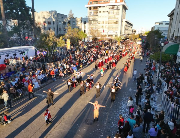 Fiesta de la Primavera realizó gran Gala y se prepara para su cierre con desfile de carros alegóricos y comparsas