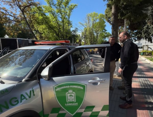 Longaví incorpora tres nuevos vehículos para reforzar el patrullaje preventivo urbano y rural