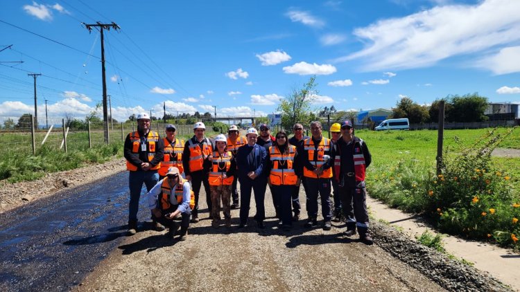 Linares: MOP pavimenta camino La Empresa e inicia reposición del badén Chupallar al interior del embalse Ancoa