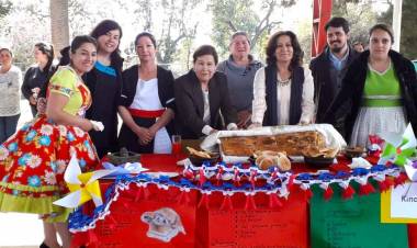 Exitosa muestra gastronómica en la escuela de “San Víctor Álamos”