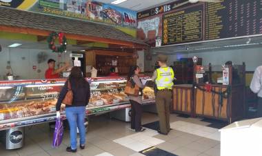 Carnicerías de calle Independencia pasaron la prueba tras minuciosa fiscalización