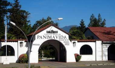 Justicia condenó al Resort & Spa Panimávida por discriminación a pareja gay