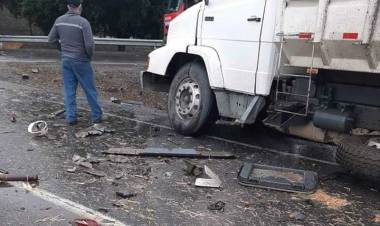 Conductor de camión falleció tras colisión múltiple en la carretera