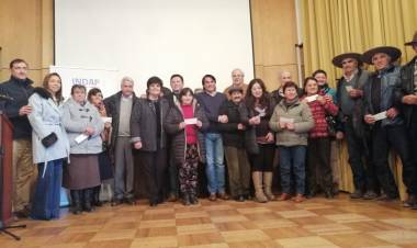 Agricultores de Linares y Yerbas Buenas fueron beneficiados con recursos de capital de trabajo
