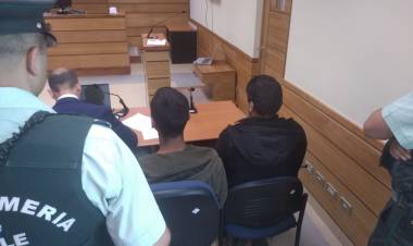 Familia de menor imputado por presunta participación en incendio de peaje denuncia persecución política y encara a fiscal