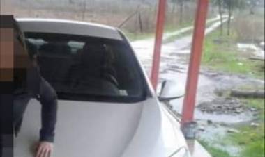 Encapuchados huyen con millonario botín tras asaltar y maniatar a familia en localidad de Vara Gruesa