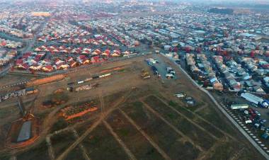 Covid-19 en Linares: Trabajadores piden paralizar obras iniciales de mega hospital por caso positivo de Coronavirus