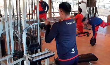 Reporte del Minsal para Linares no consideró brote de Covid-19 en el “Depo Albirrojo”