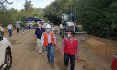 Autoridades dan el vamos a la pavimentación de otros dos caminos en la comuna de Cauquenes