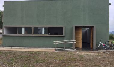 Moderno centro para disciplinas artísticas y deportivas en la comuna de Colbún