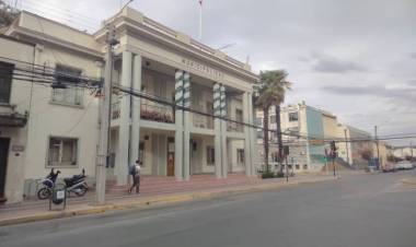 DC ingresa requerimiento a la Contraloría General de la República por supuestas irregularidades administrativas en municipio de Linares