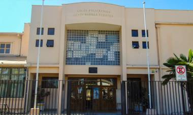 (AUDIO) Alcalde de Linares se abre a la posibilidad que estudiantes de cuarto año medio vuelvan a clases presenciales