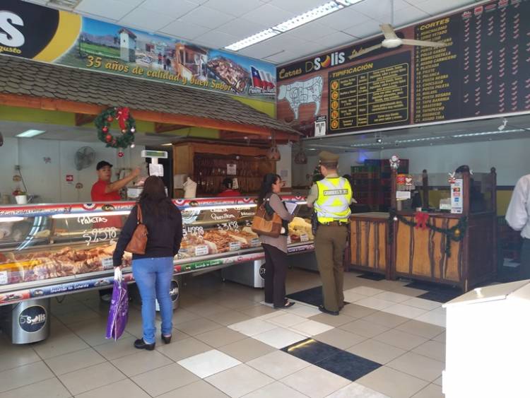 Carnicerías de calle Independencia pasaron la prueba tras minuciosa fiscalización