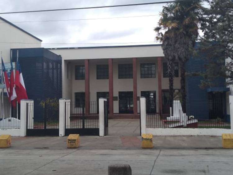 Tres liceos y siete escuelas no tendrán clases a partir del lunes por paro de profesores en Linares            