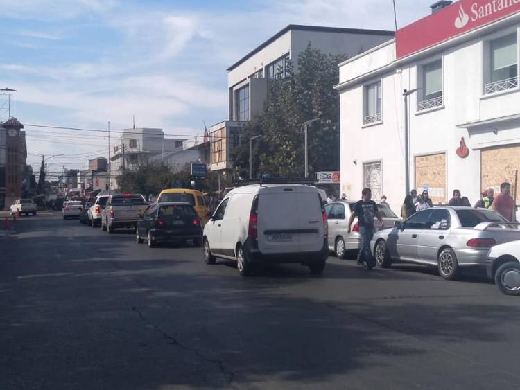 Comercio rechaza cierre de calle Independencia y pide que  alcalde entregue  mascarillas y apoye distanciamiento social